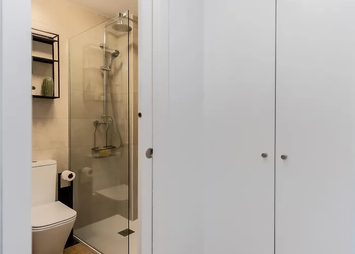 Bodega Centro Olehousing كونيل ذي لا فرونتيرا